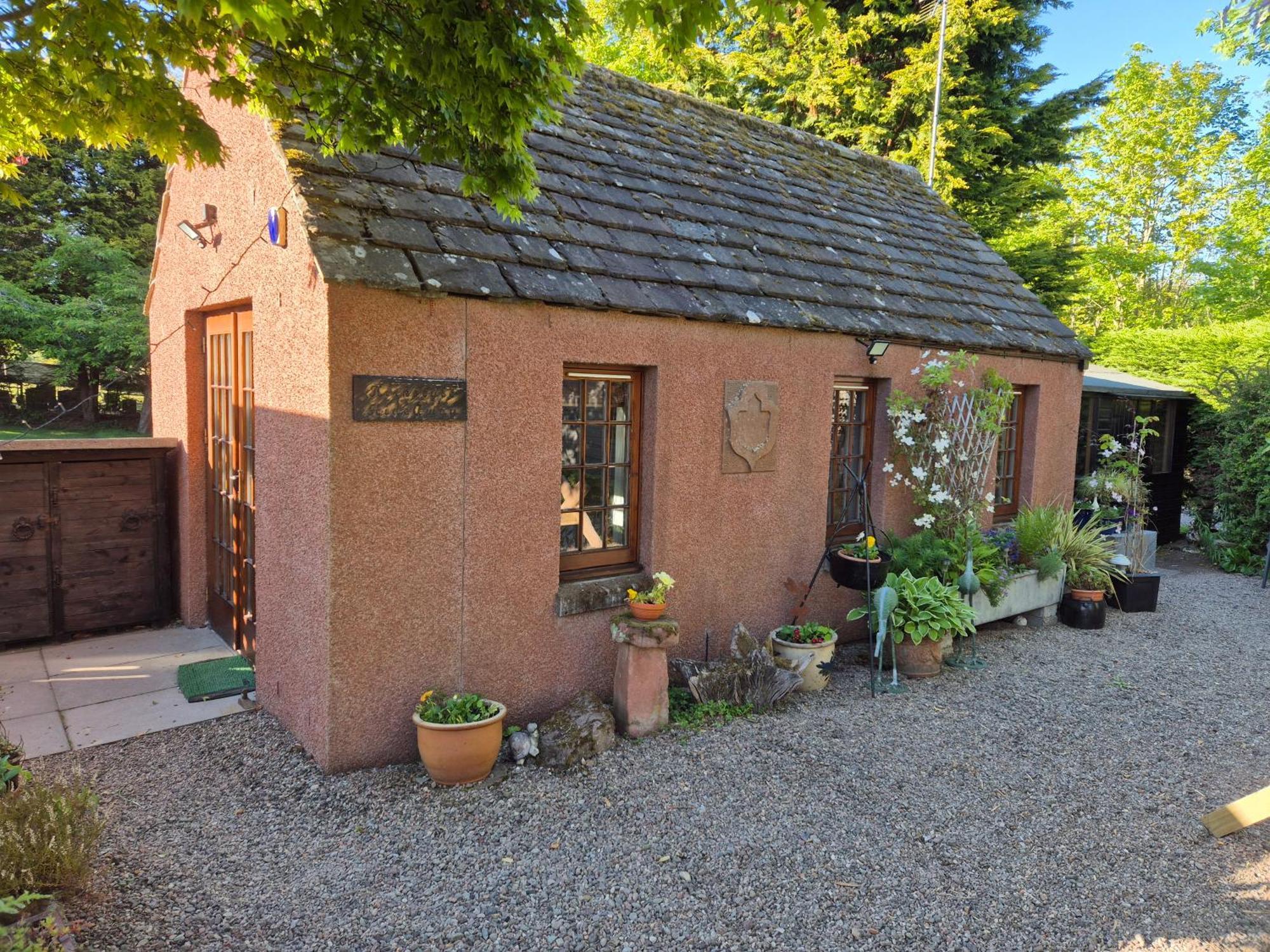 Kirkstyle Hideaway Acomodação com café da manhã Arbroath Exterior foto